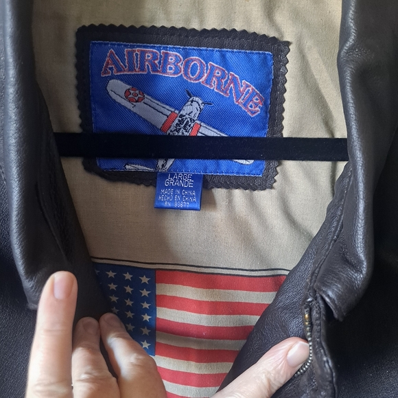 Airborne Mens Large Brown Bomber Jacket, NWOT Pit to pit; 26 in.Length: 27 i - Picture 3 of 3